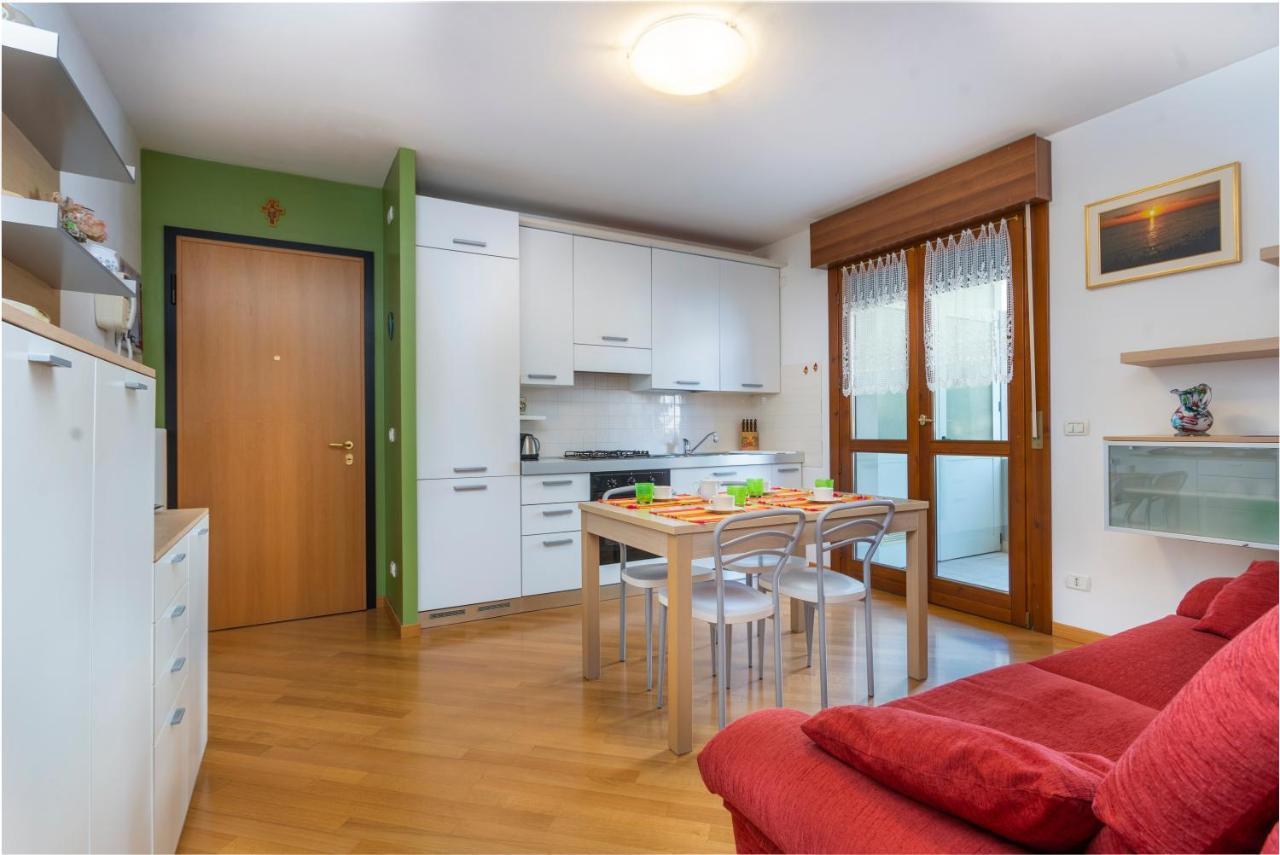 אודינה Ai Gelsomini - Lovely Flat With Terrace And Parking! מראה חיצוני תמונה