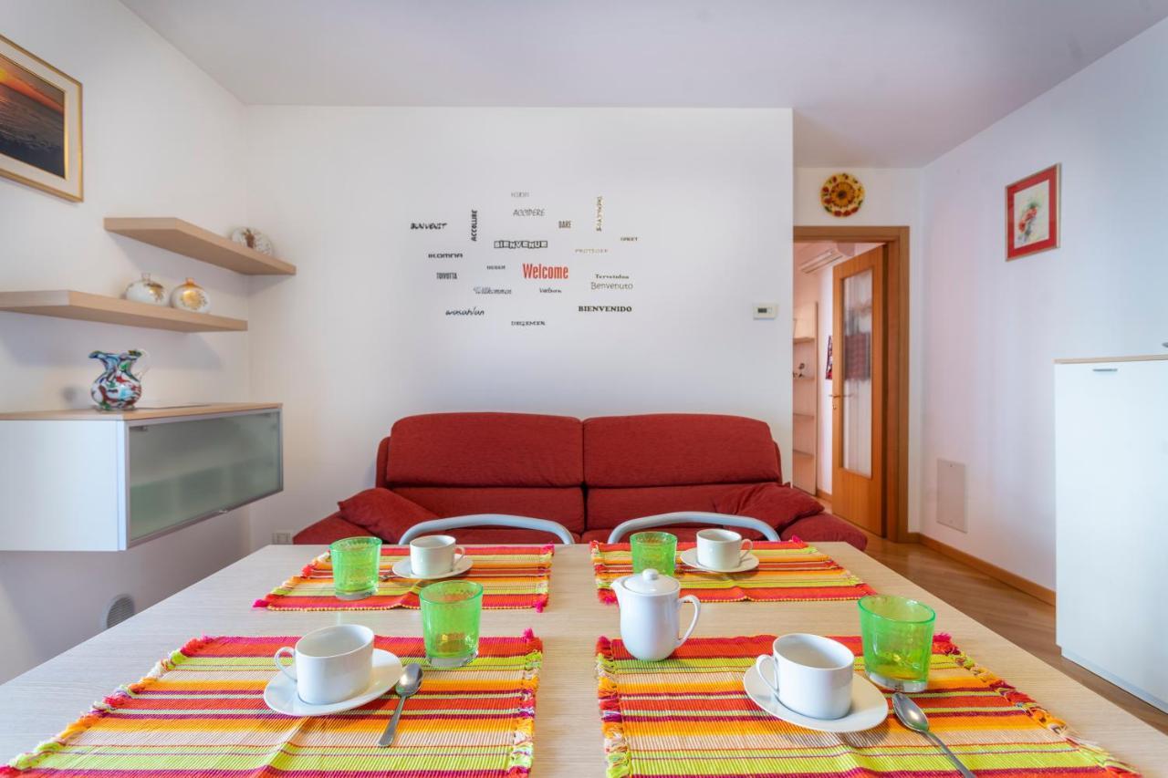 אודינה Ai Gelsomini - Lovely Flat With Terrace And Parking! מראה חיצוני תמונה